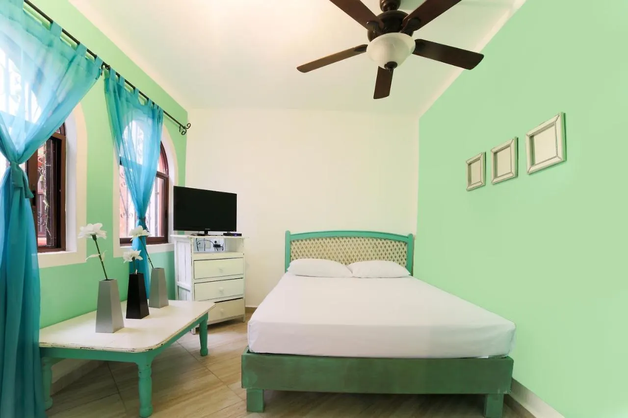 ***  Alma Y Mar Apart Hotel 5Th Av Πλάγια Ντελ Κάρμεν Μεξικό